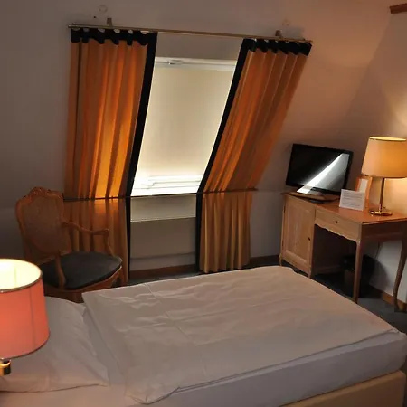 Отель Kaiserhof 3*